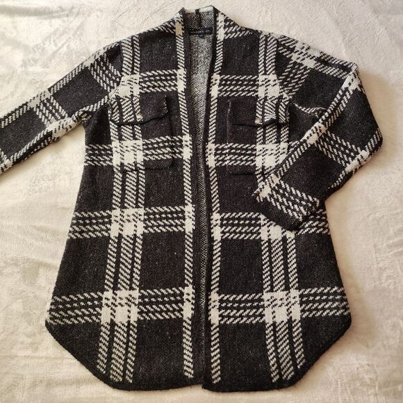 Adrienne Vittadini Open Front Plaid Cardigan Shirt Tail Hem Medium - Picture 1 of 12
